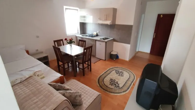 Apartman 5 M