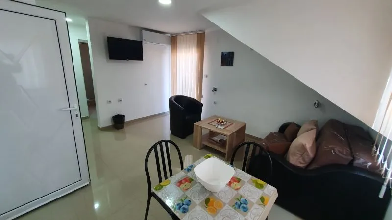 Apartman 4 apartmani SAN